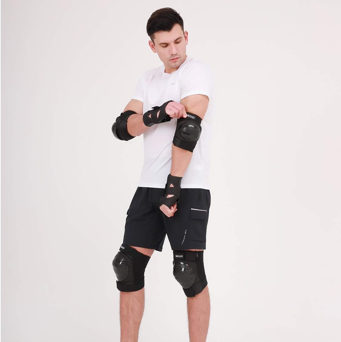 Adult/Youth Kids Knee Pads Elbow Pads Wrist Guards 3 in 1 Protective Gear Set for Skating Skateboard Inline Skates Rollerblade Bicycle Men or Women